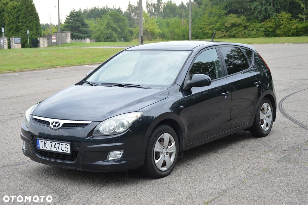 Hyundai i30 1.6 Comfort - 12