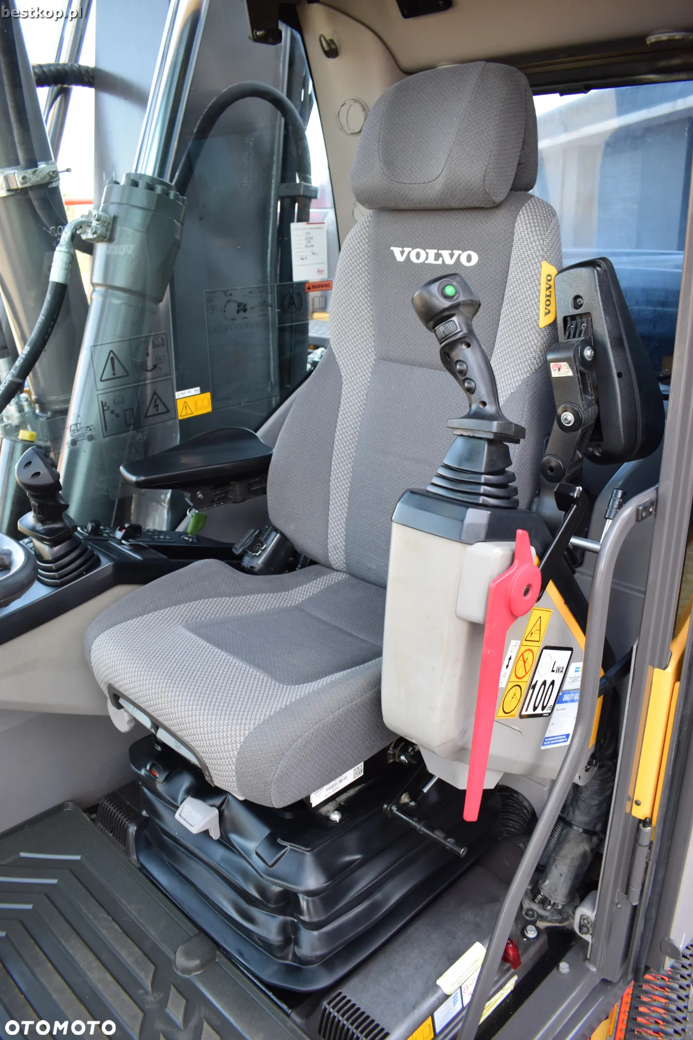 Volvo EW160E - 27