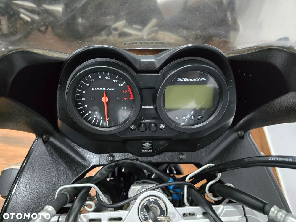 Suzuki Bandit - 17