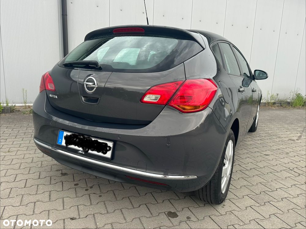 Opel Astra 1.4 Turbo Innovation - 9