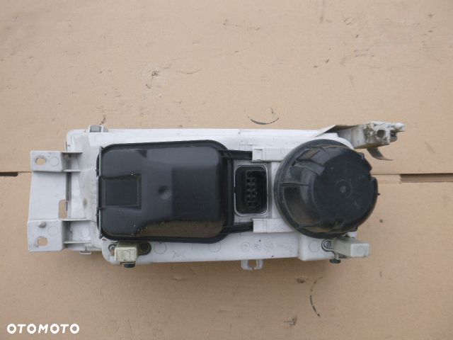 LAMPA LEWY PRZÓD LEWA PRZEDNIA SKODA OCTAVIA I FL - 18
