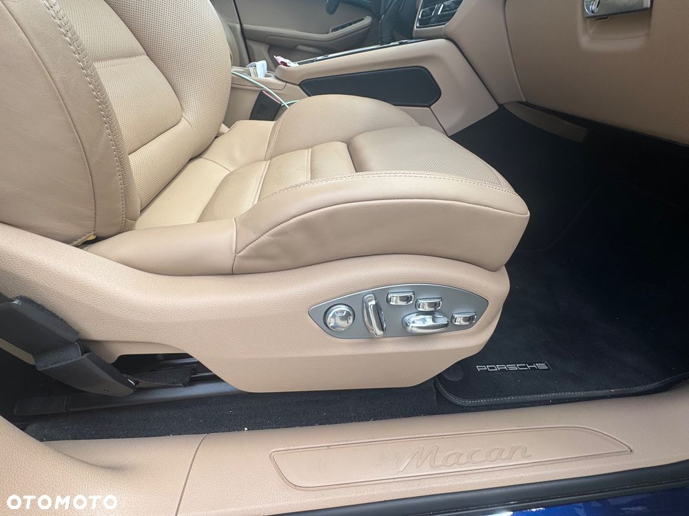 Porsche Macan Standard - 33