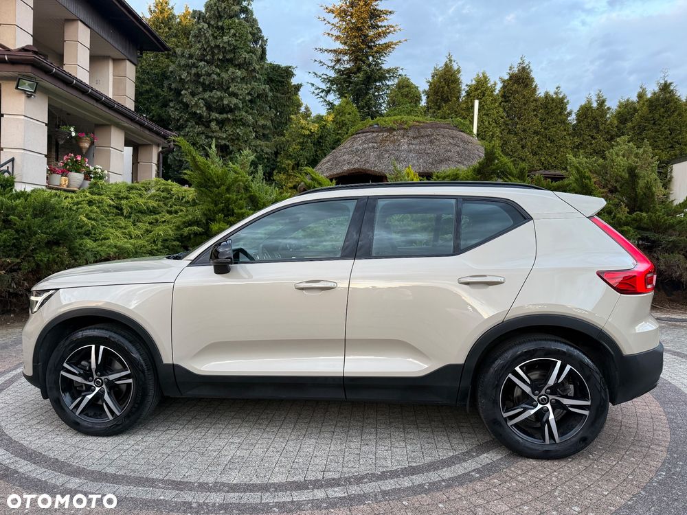 Volvo XC 40 B4 B DKG Plus Dark - 9