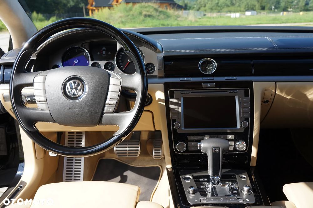 Volkswagen Phaeton 3.0 V6 TDI DPF 4MotION langer Radstand (4 Sitzer) - 20