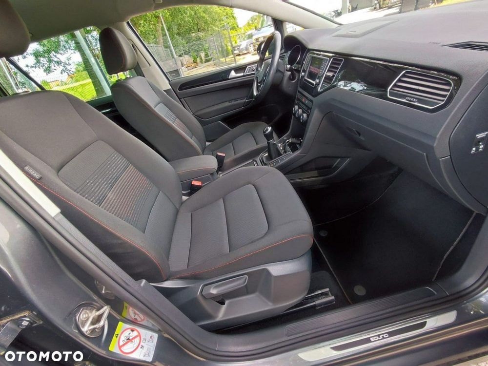 Volkswagen Golf Sportsvan - 18