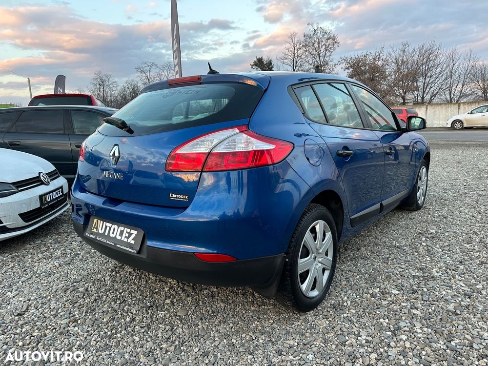 Renault Megane 1.6 16V 100 Authentique - 5