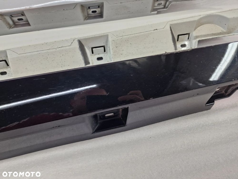 VW PASSAT B8 3G0 14- PRAWA LISTWA PROGOWA / NAKŁADKA PROGU , CZARNA , BIAŁA , SREBRNA , NR 3G0853858F , NR AUKCJI PR347 - 3