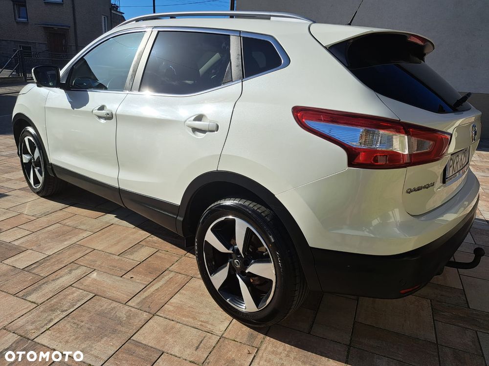 Nissan Qashqai - 16