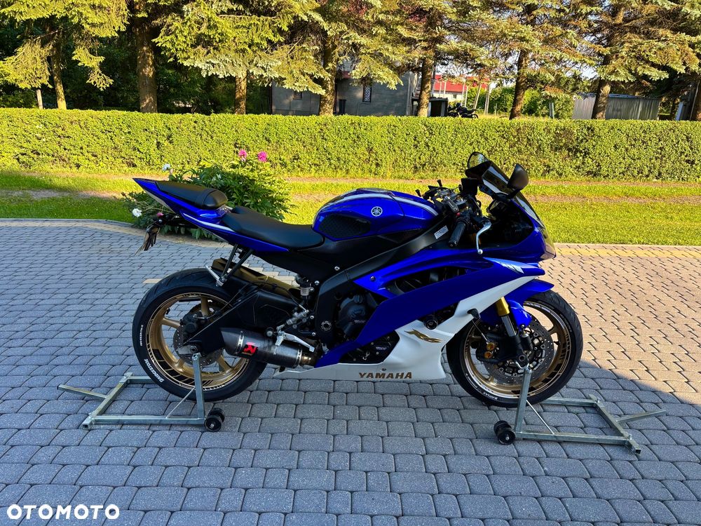 Yamaha R6 - 16