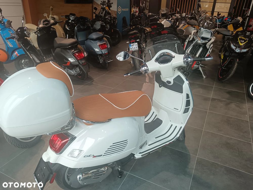 Vespa GTS - 3