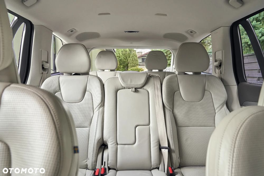 Volvo XC 90 D5 AWD Inscription 7os - 33