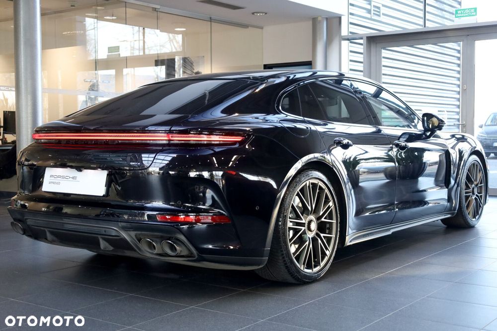 Porsche Panamera GTS - 4