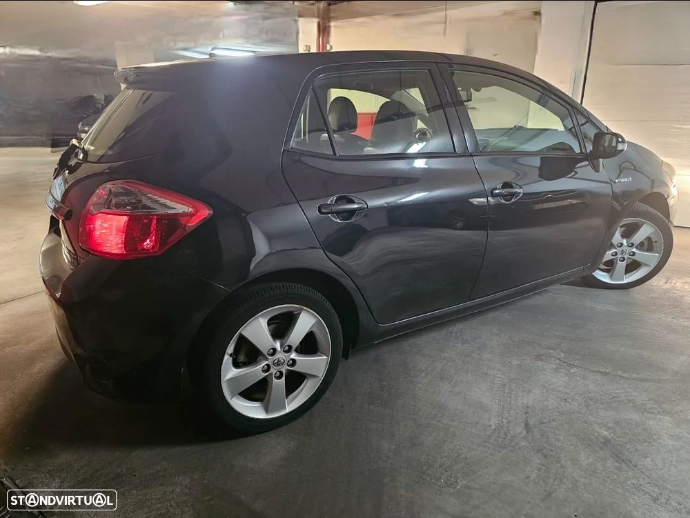 Toyota Auris 1.8 HSD - 4