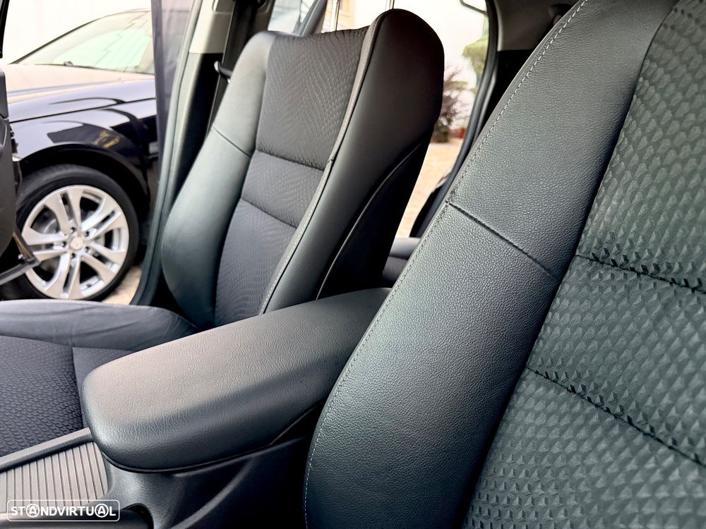 Honda Civic 1.4 i-VTEC Elegance - 47