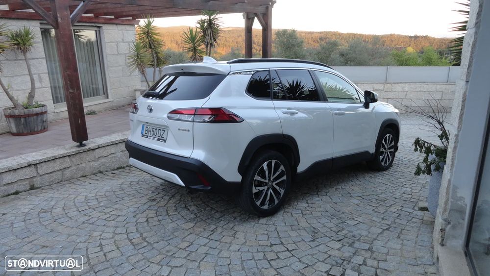 Toyota Corolla Cross 1.8 Hybrid Luxury - 10