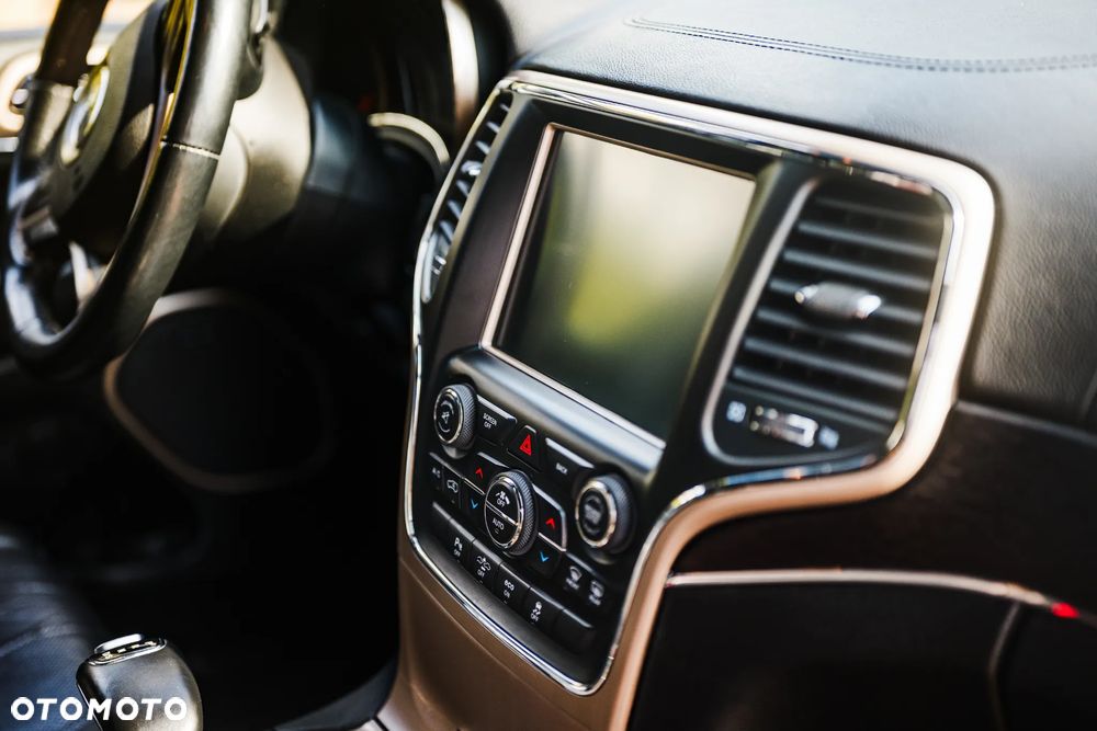 Jeep Grand Cherokee 3.0 CRD Overland Summit - 17