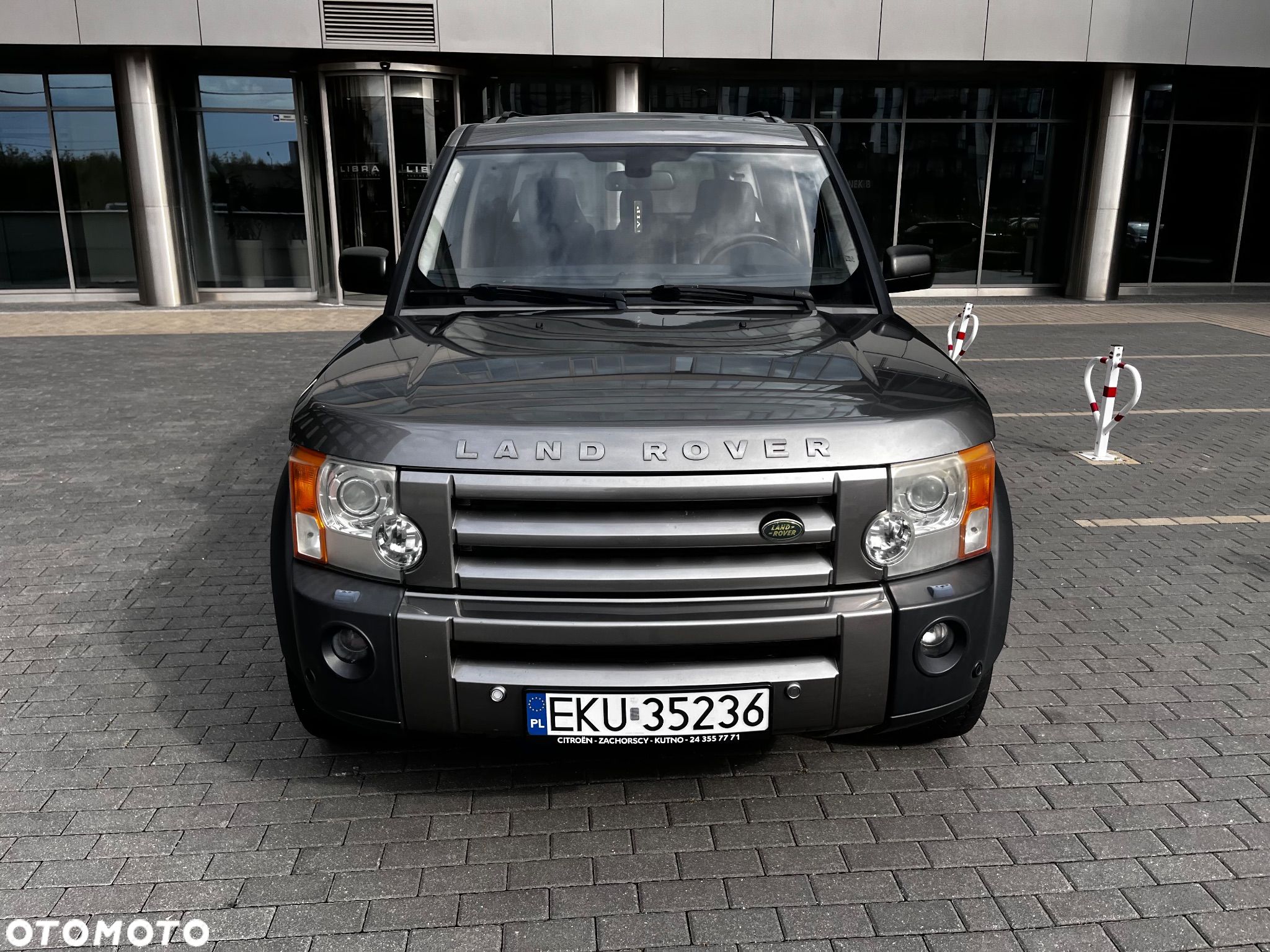 Land Rover Discovery IV 2.7D V6 SE - 1