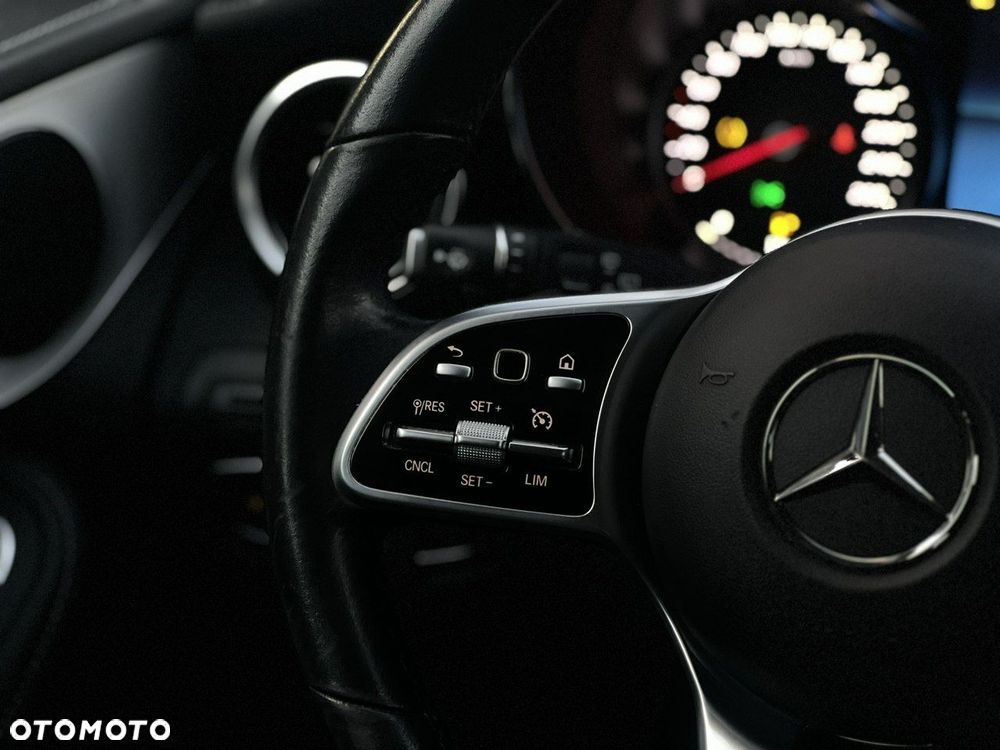 Mercedes-Benz GLC 200 d 4-Matic Business Edition - 31