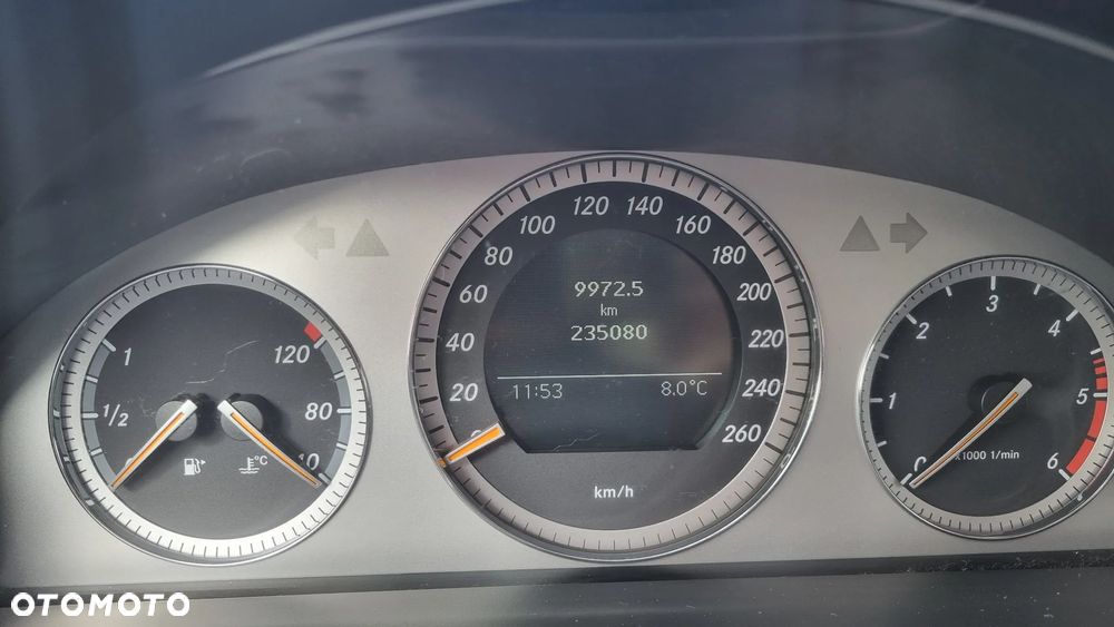 Mercedes-Benz Klasa C 200 CDI Elegance - 9
