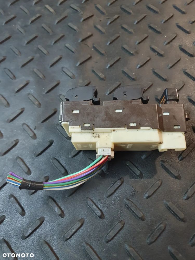Daihatsu Sirion 2 II 04-10 WŁĄCZNIK PRZEŁĄCZNIK PANEL SZYB OE 515124 EUROPA POSIADAM 2 SZT - 5