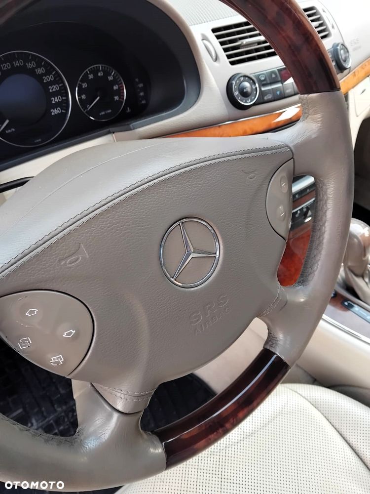 Mercedes-Benz Klasa E 500 7G-TRONIC Elegance - 12