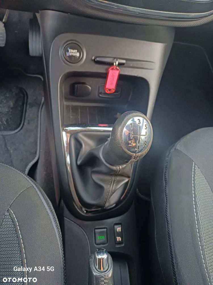 Renault Captur - 16