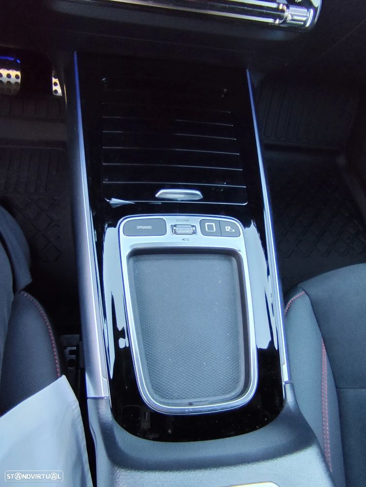 Mercedes-Benz GLA 250 e AMG Line - 12