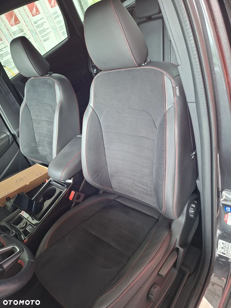 Ford Kuga - 23