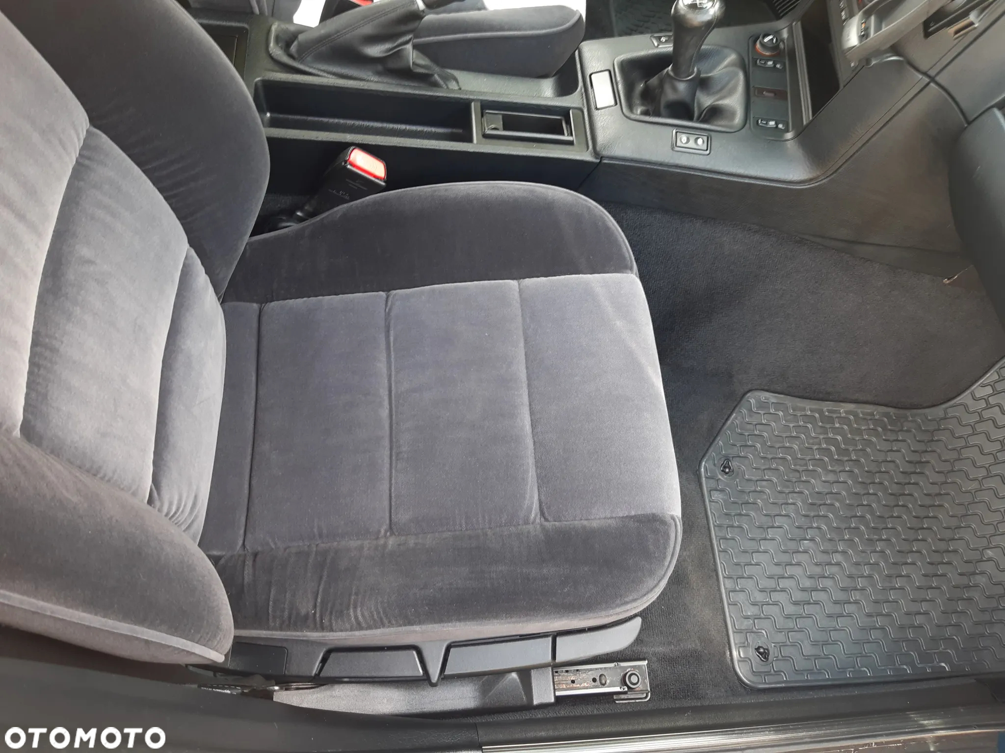 BMW Seria 3 316i - 11