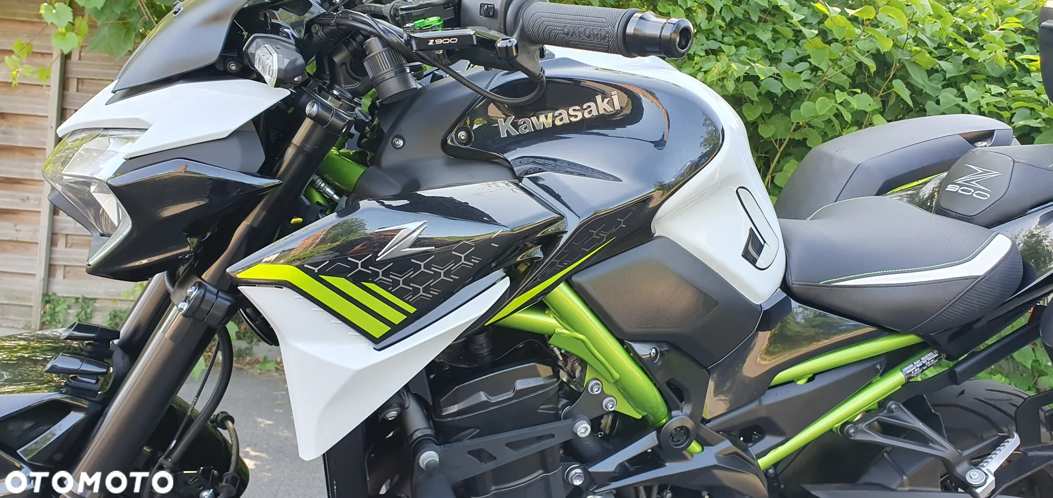 Kawasaki Z 900 - 12