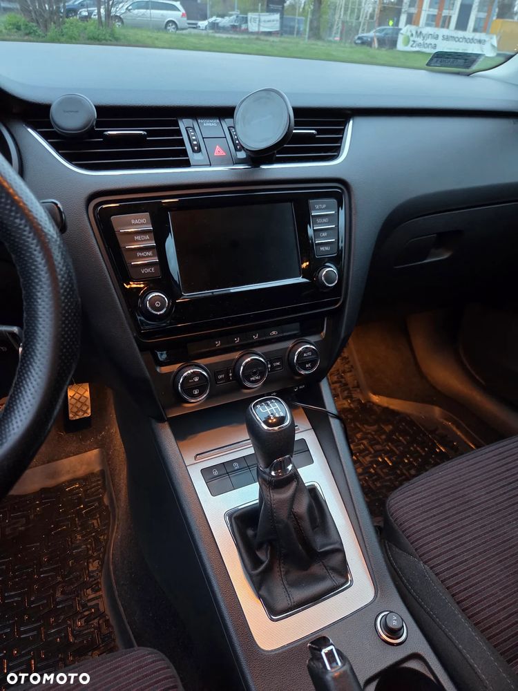 Skoda Octavia 1.8 TSI Style - 11