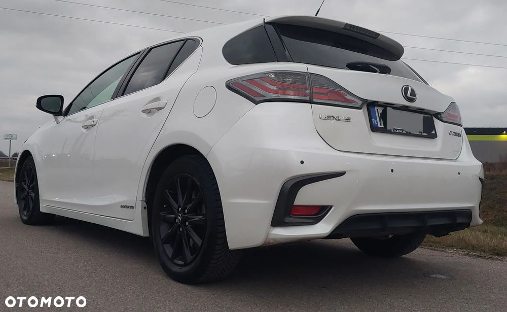 Lexus CT 200h Classic - 11