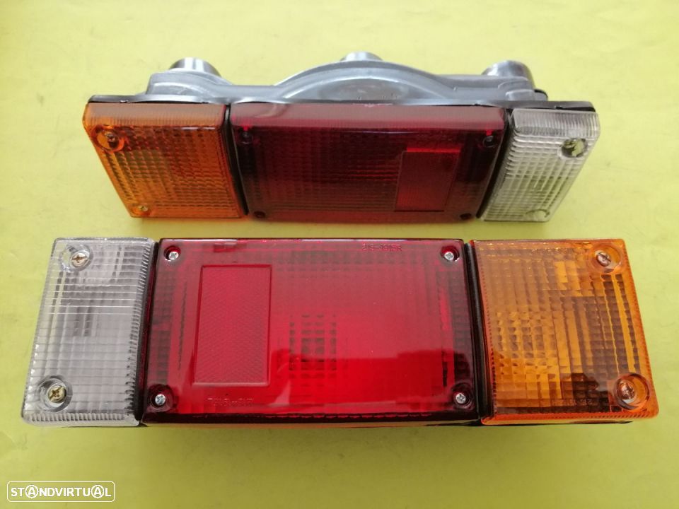 Farolins traseiros Nissan Pickup D21 D22 Cabstar NOVOS - 1