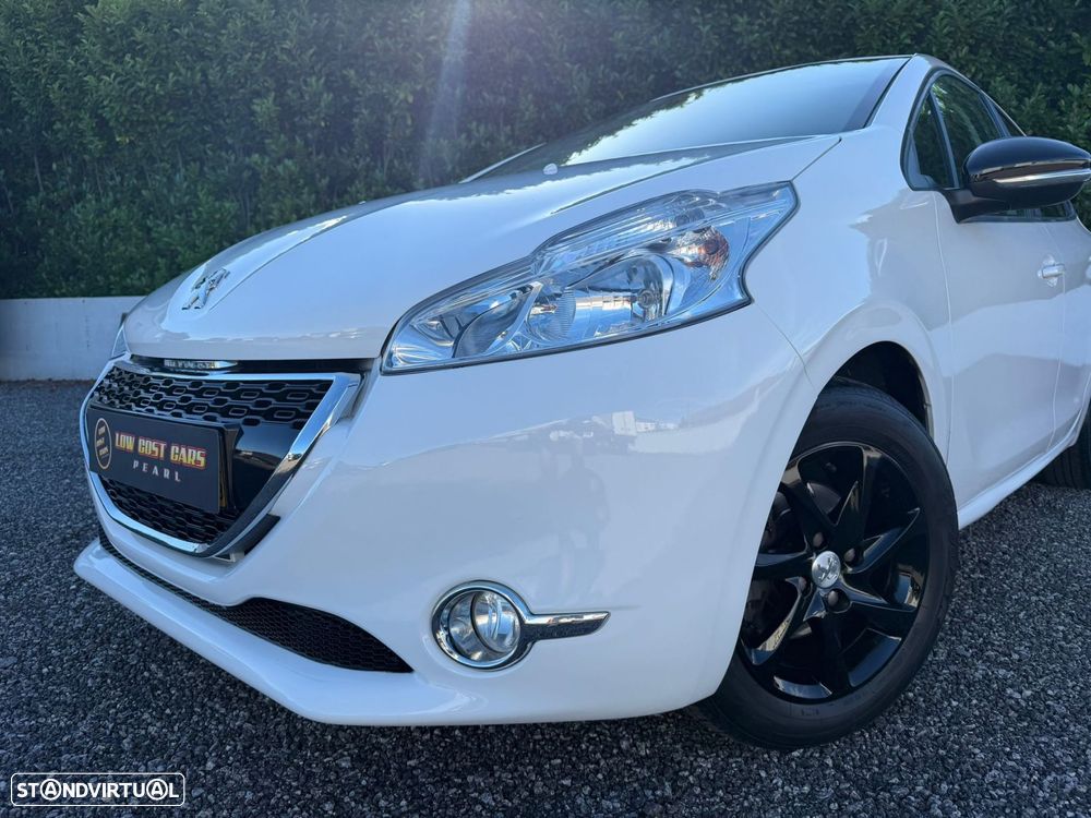 Peugeot 208 1.2 PureTech Active - 19