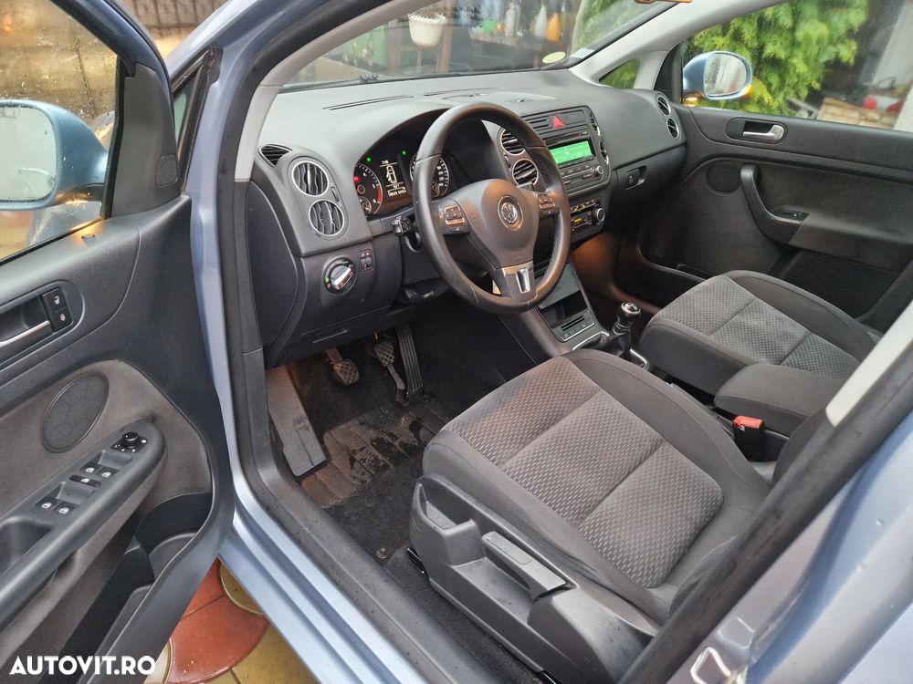 Volkswagen Golf 1.6 TDI DPF BlueMotion Technology Style - 9