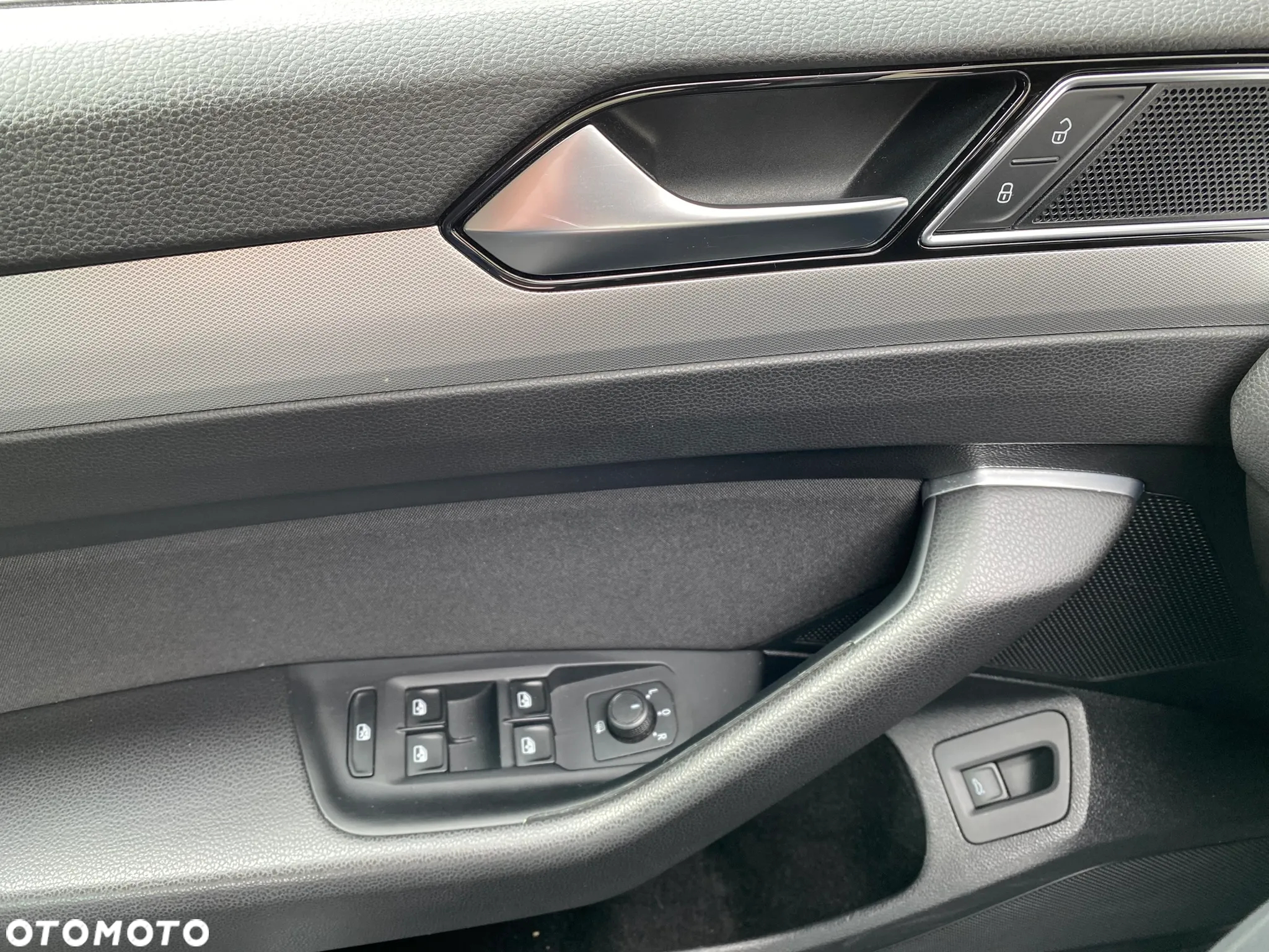 Volkswagen Passat 2.0 TDI BMT Comfortline - 18