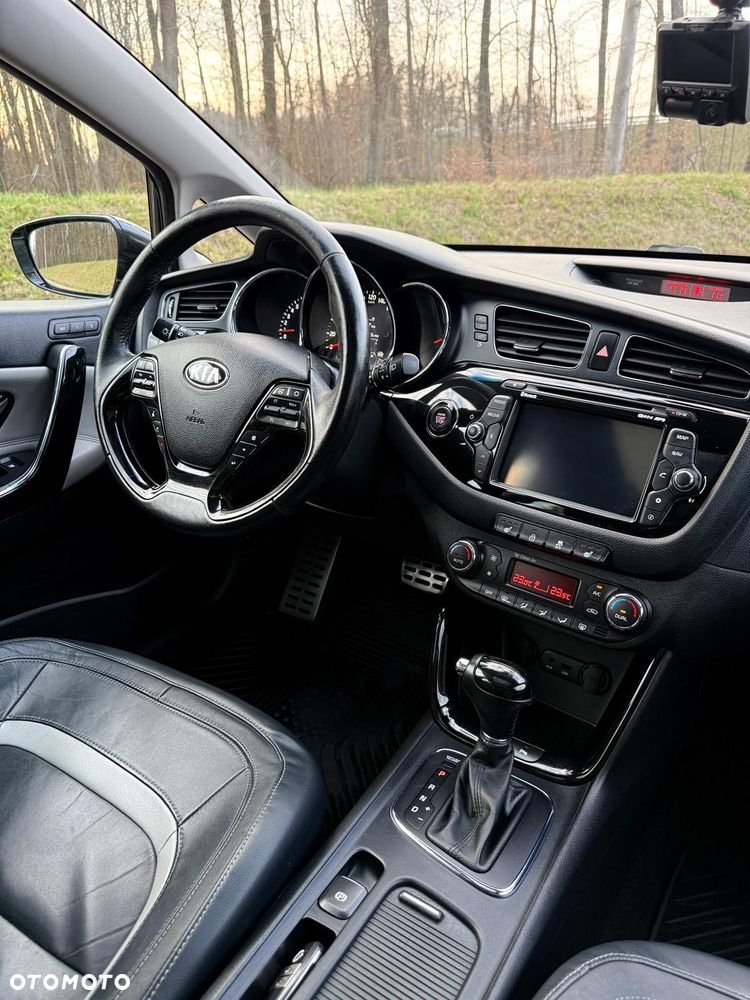 Kia Ceed 1.6 GDI XL DCT - 36