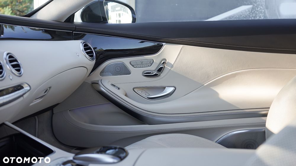 Mercedes-Benz Klasa S 500 Coupe 4-Matic 9G-TRONIC - 21