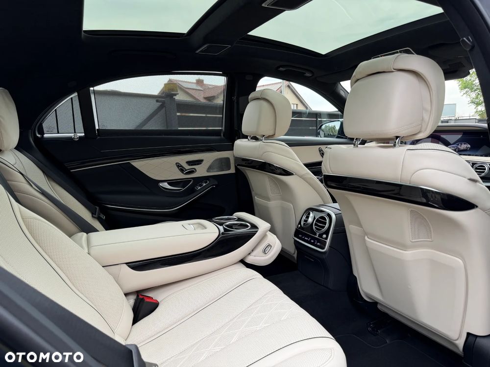 Mercedes-Benz Klasa S 560 4-Matic L 9G-TRONIC - 19
