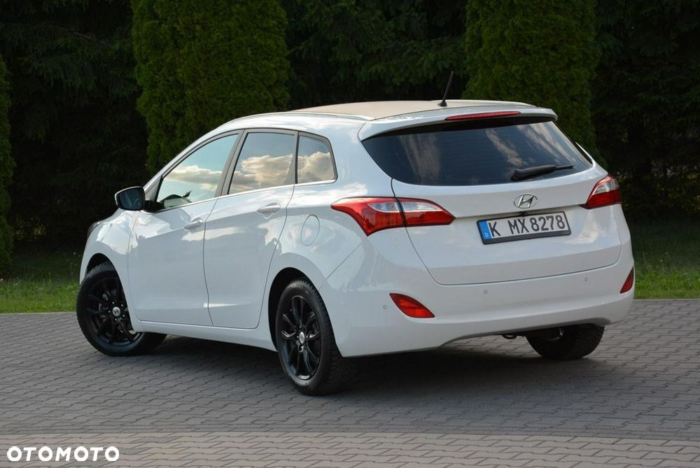 Hyundai i30 1.6 GDI Premium - 6