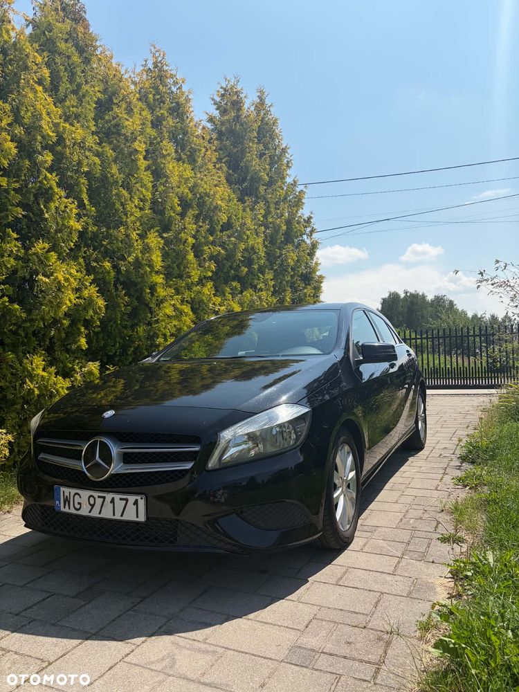 Mercedes-Benz Klasa A 180 (BlueEFFICIENCY) - 1
