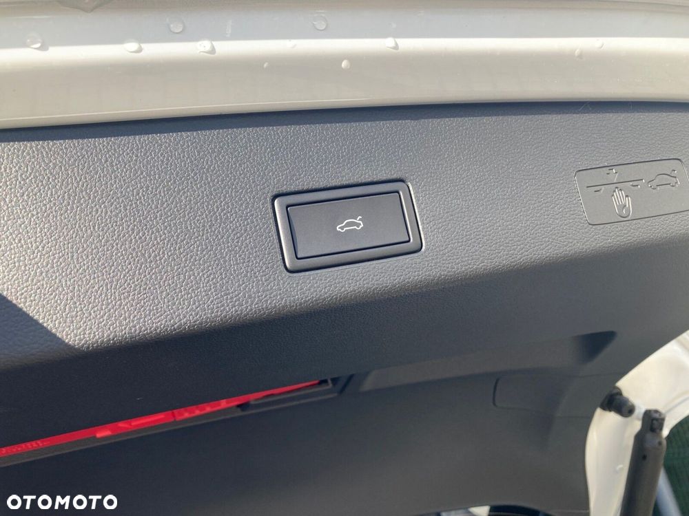 Volkswagen Golf - 26