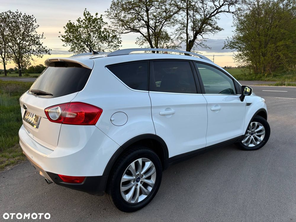 Ford Kuga - 12