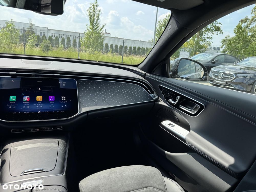 Mercedes-Benz Klasa E 220 d mHEV 4-Matic AMG 9G-Tronic - 16