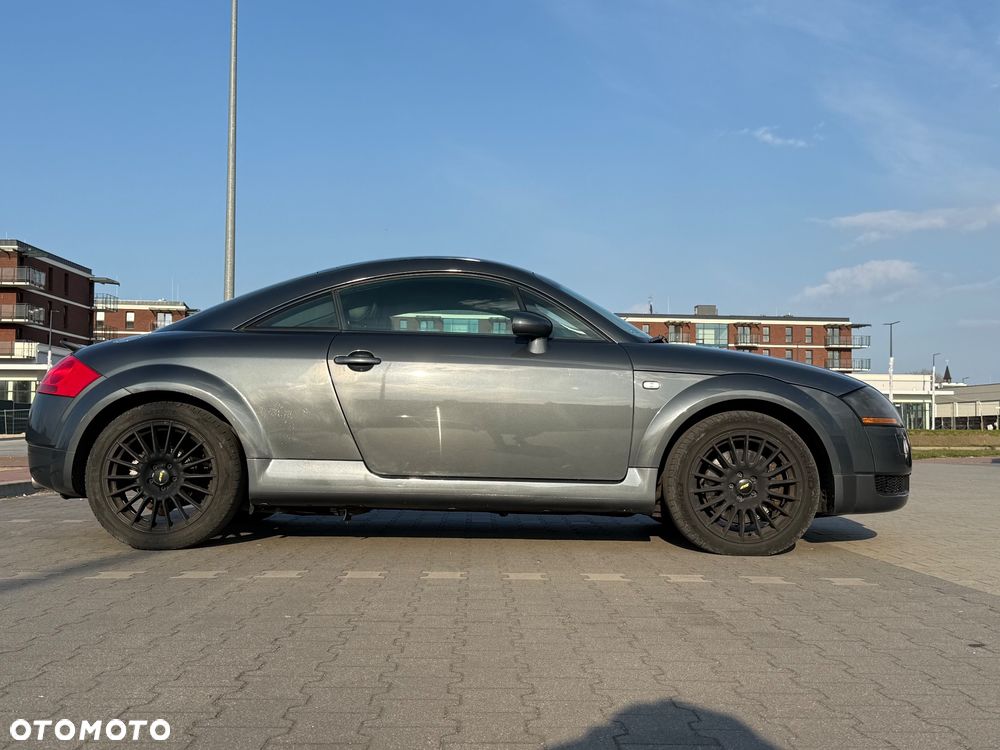 Audi TT Coupé 1.8 T quattro - 25