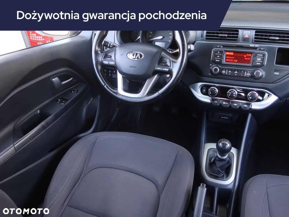 Kia Rio - 9