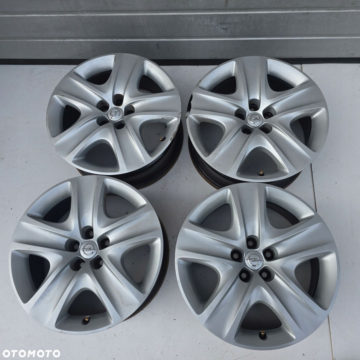 OPEL MOKKA ASTRA J K TRAX STRUKTURALNE 5x105 16 ET39 - 1