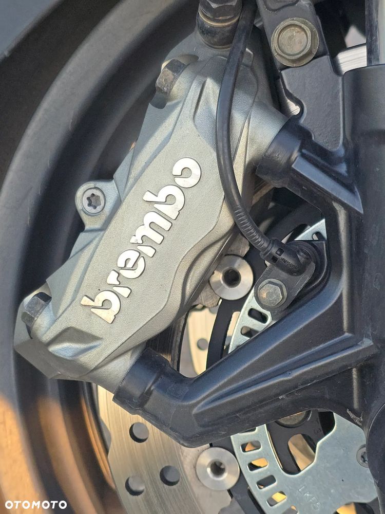 Kymco AK 550 - 6