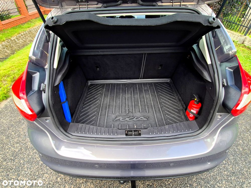 Ford Focus - 22