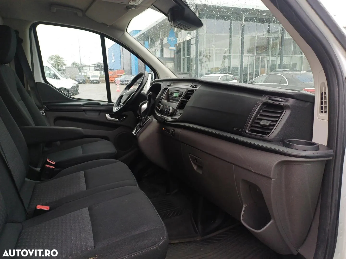 Ford TRANSIT CUSTOM - 17